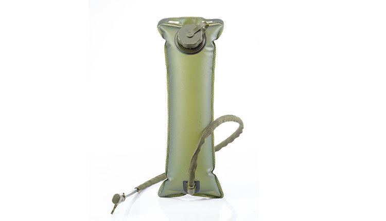 tactical-hydration-backpack-bladder